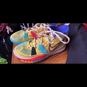 Kyrie 7 Basketball Shoes